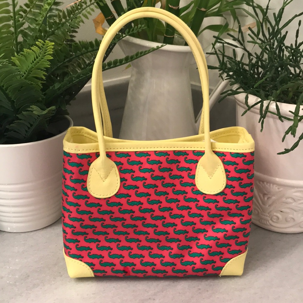 🔥FINAL SALE! 🐊Adorable print purse